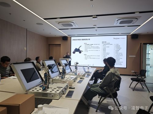 凌智電子人工智能實(shí)驗(yàn)箱助力深圳職業(yè)技術(shù)大學(xué)，賦能高校AI教育